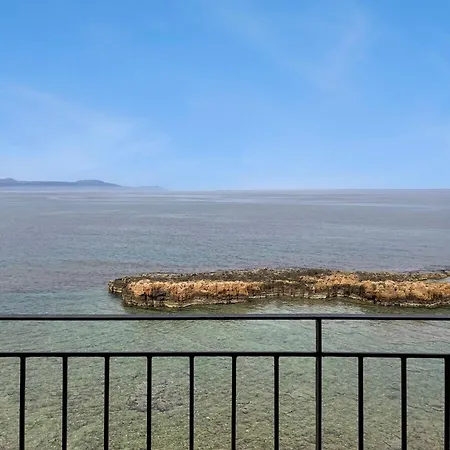 Waves - Seaside Escape 度假居