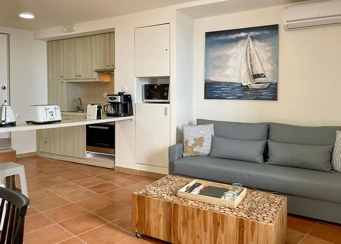 Waves - Seaside Escape 度假居 干尼亞