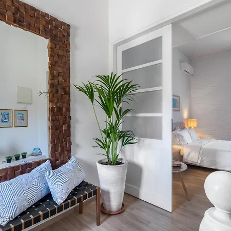 Waves - Seaside Escape * Ханья (Крит)