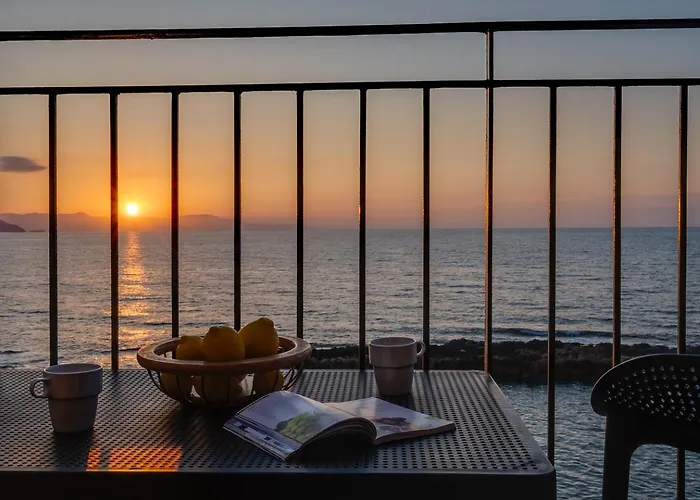 Waves - Seaside Escape