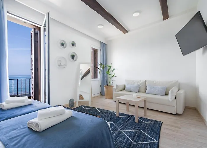 Waves - Seaside Escape 別荘 ハニア