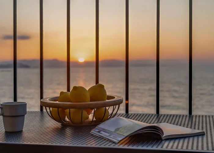 Waves - Seaside Escape *