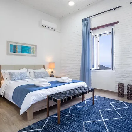 Waves - Seaside Escape